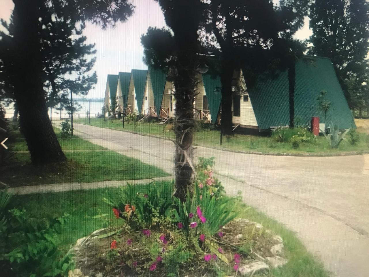 Kyalasur Hotel Sukhumi Eksteriør bilde