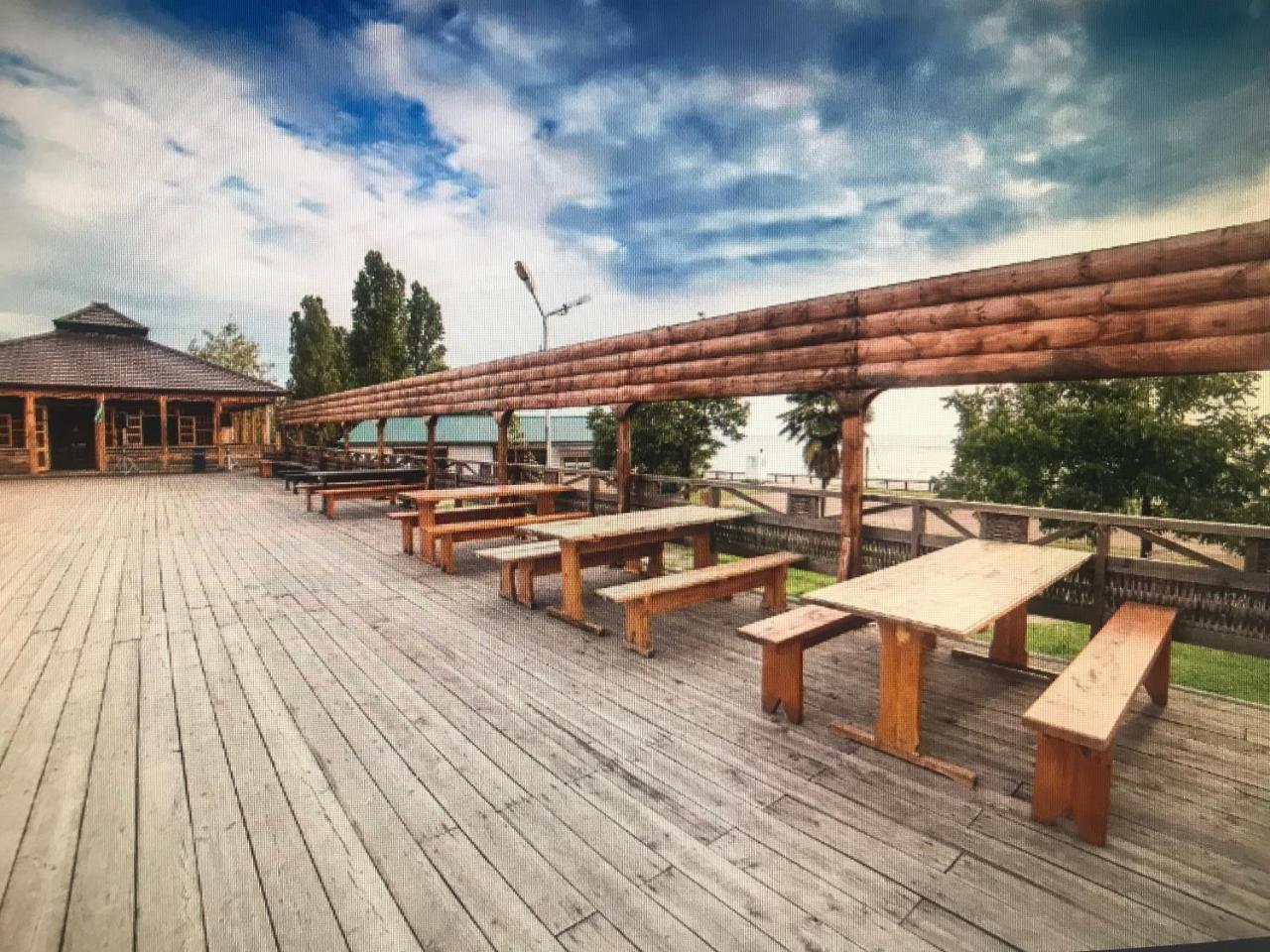 Kyalasur Hotel Sukhumi Eksteriør bilde