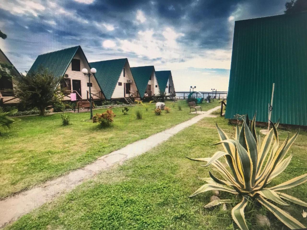 Kyalasur Hotel Sukhumi Eksteriør bilde
